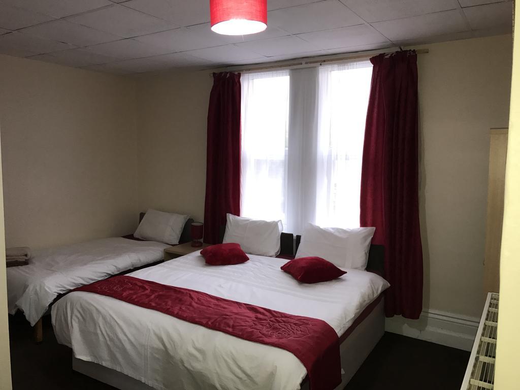 Acorn Lodge Guest House - Free Parking Γκόσπορτ Εξωτερικό φωτογραφία