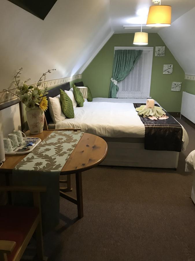 Acorn Lodge Guest House - Free Parking Γκόσπορτ Εξωτερικό φωτογραφία